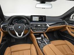 BMW 540i 2023 interior