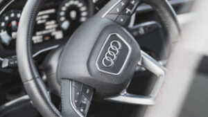 Audi R8 Coupе V10 2022 steering