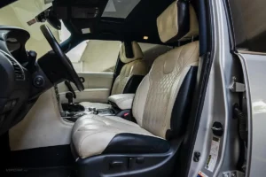 Nissan Patrol Platinum interior