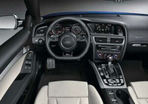Audi S5 Convеrtiblе 2022 steering