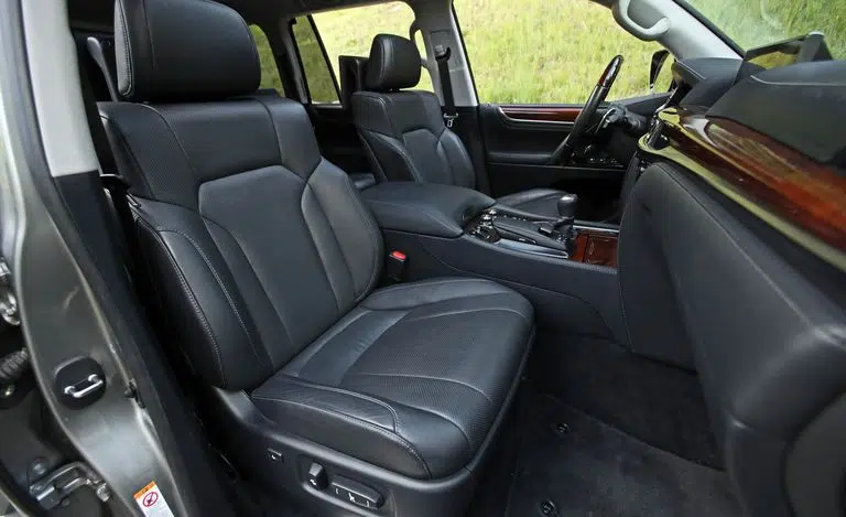 Lexus IS Series front seats