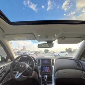 q50 interior dashboard