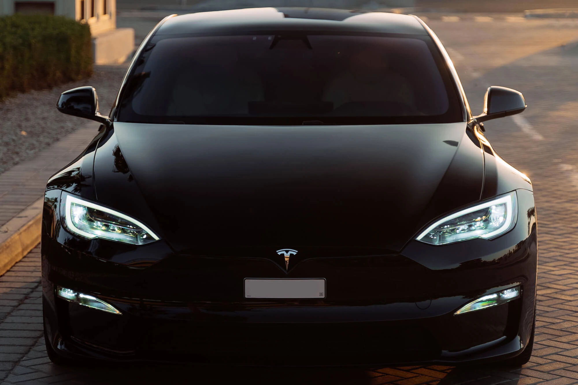 Rent Tesla Model S Plaid in Dubai - Mala Car Rental