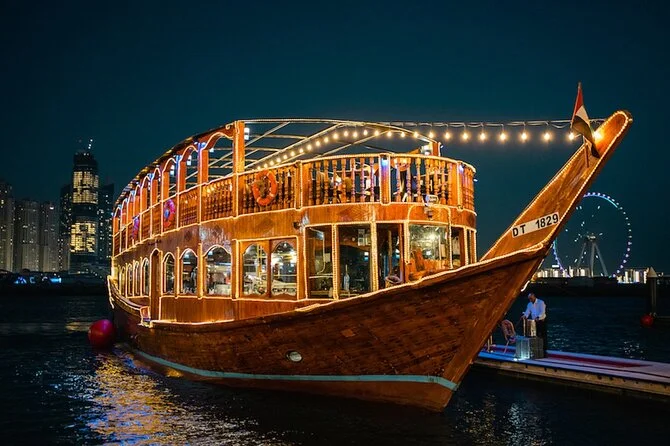 Dhow Cruise Dubai Marina
