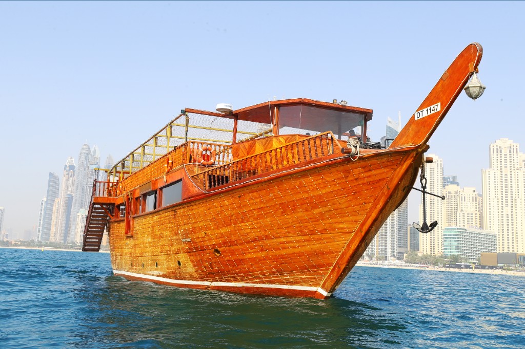 Dubai Marina dhow cruise photo 4